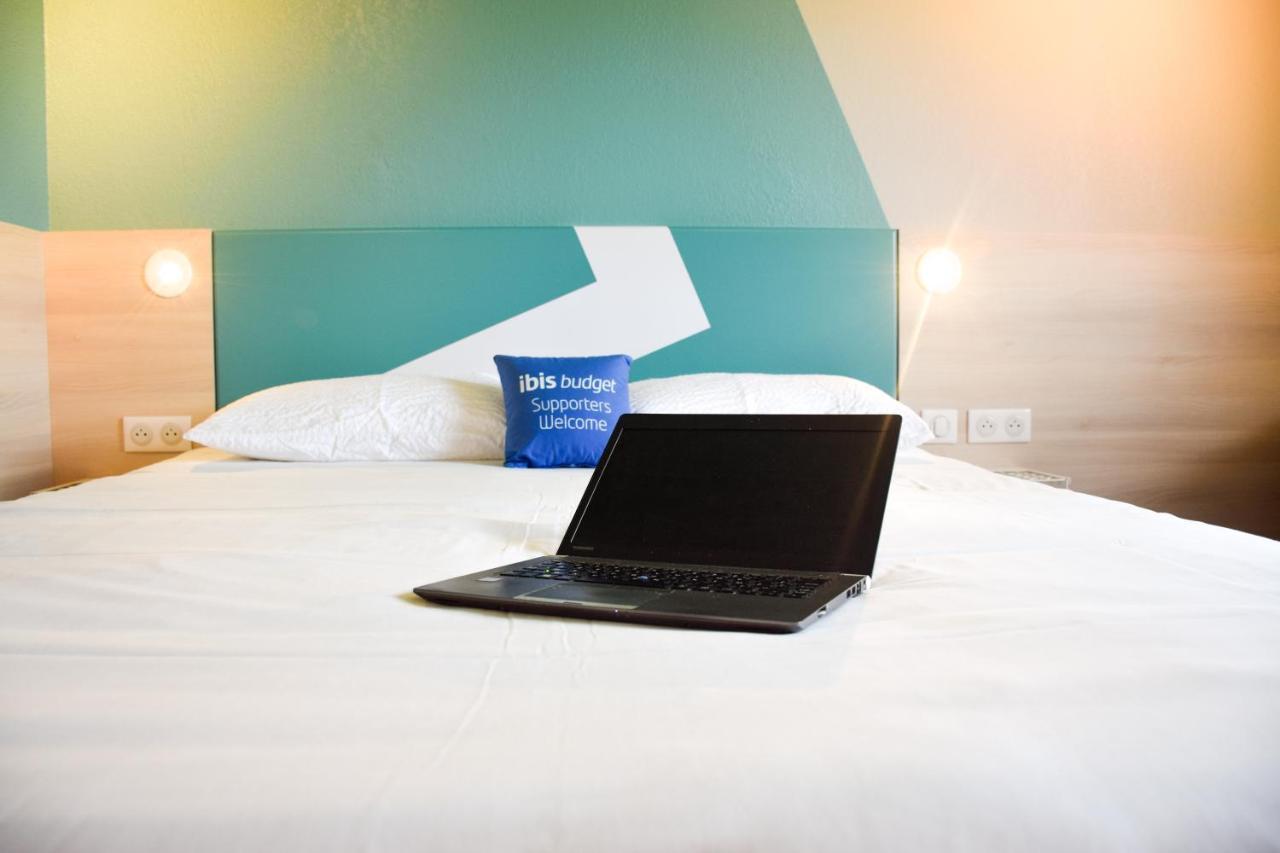 Ibis Budget Millau Viaduc Luaran gambar