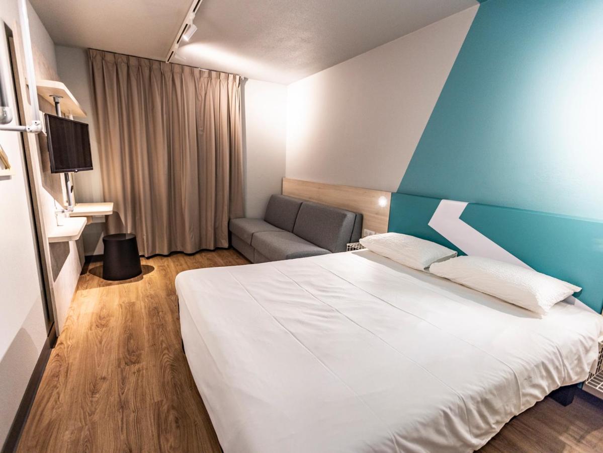 Ibis Budget Millau Viaduc Luaran gambar