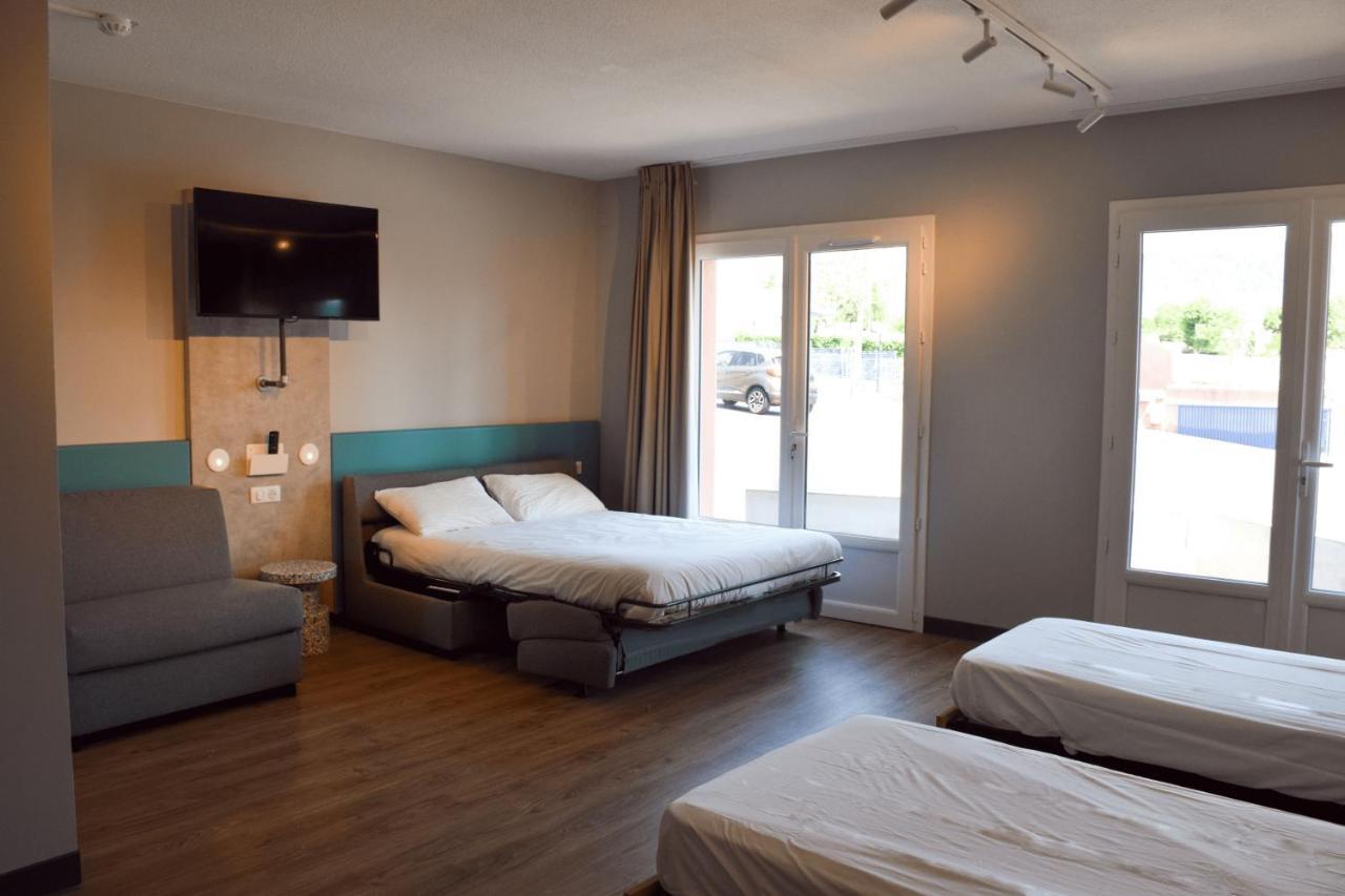 Ibis Budget Millau Viaduc Luaran gambar
