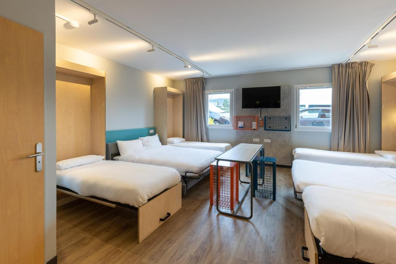 Ibis Budget Millau Viaduc Luaran gambar