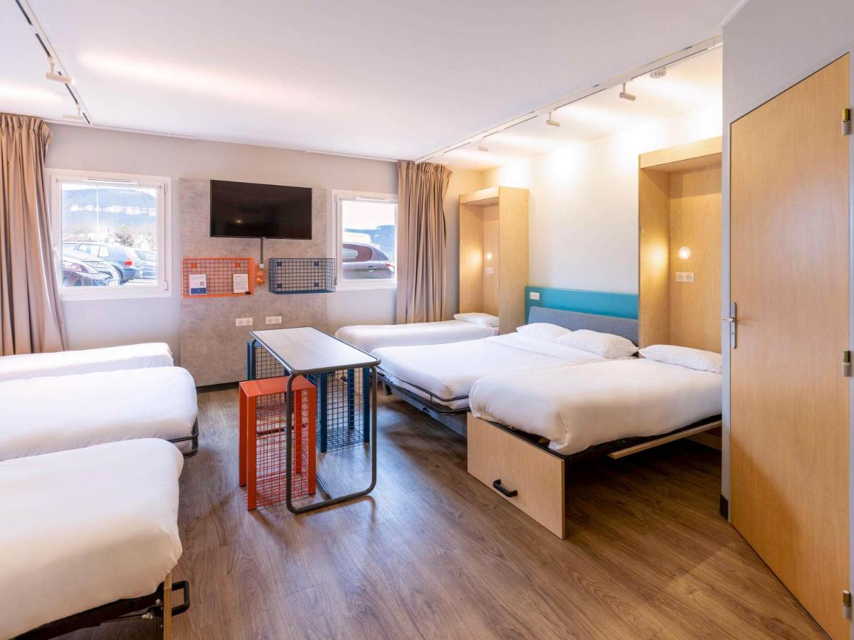 Ibis Budget Millau Viaduc Luaran gambar