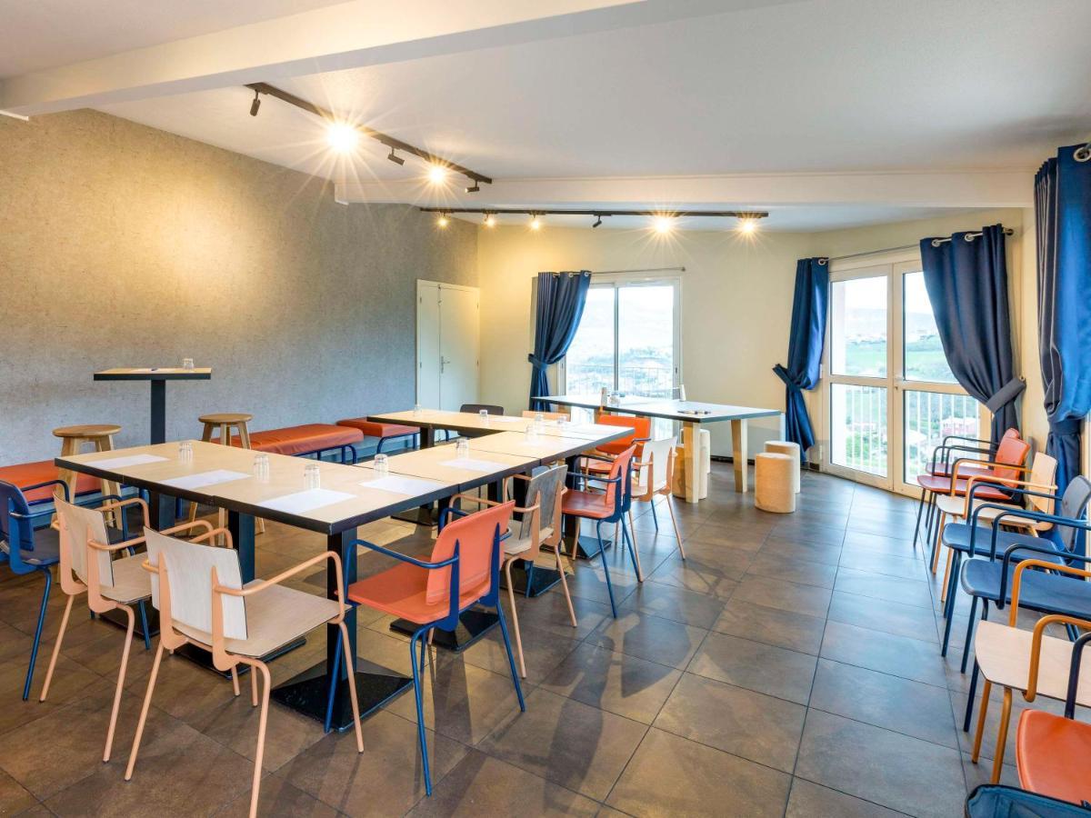 Ibis Budget Millau Viaduc Luaran gambar