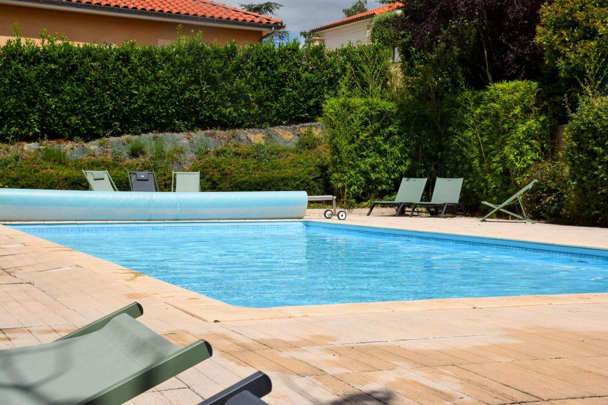 Ibis Budget Millau Viaduc Luaran gambar
